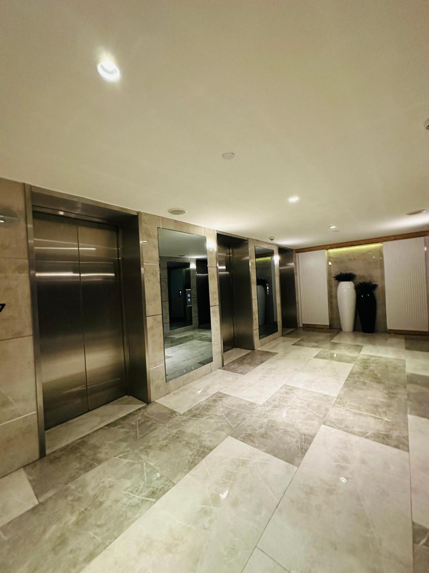 Hotel New Orbi Batumi Exterior foto