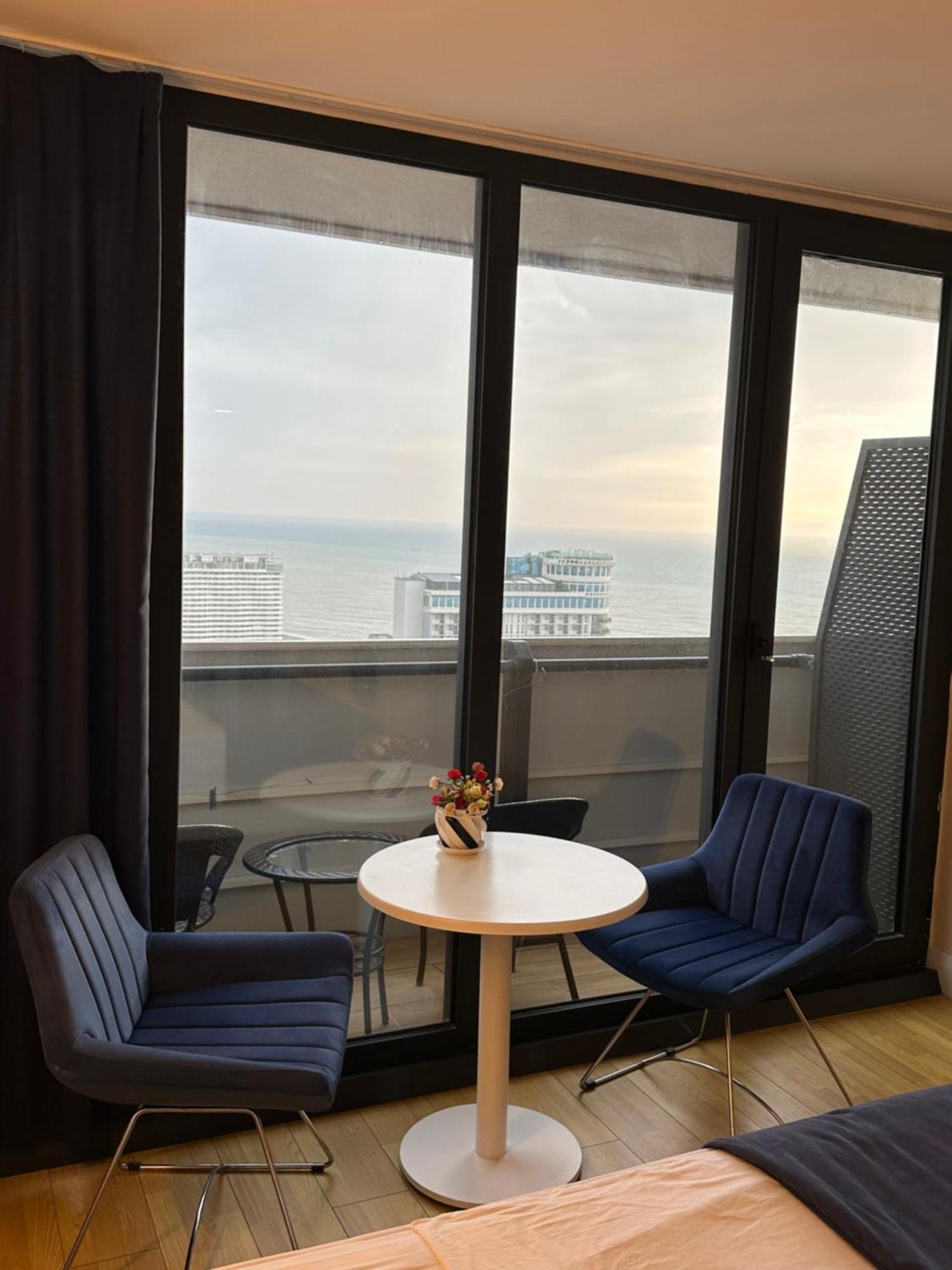 Hotel New Orbi Batumi Exterior foto